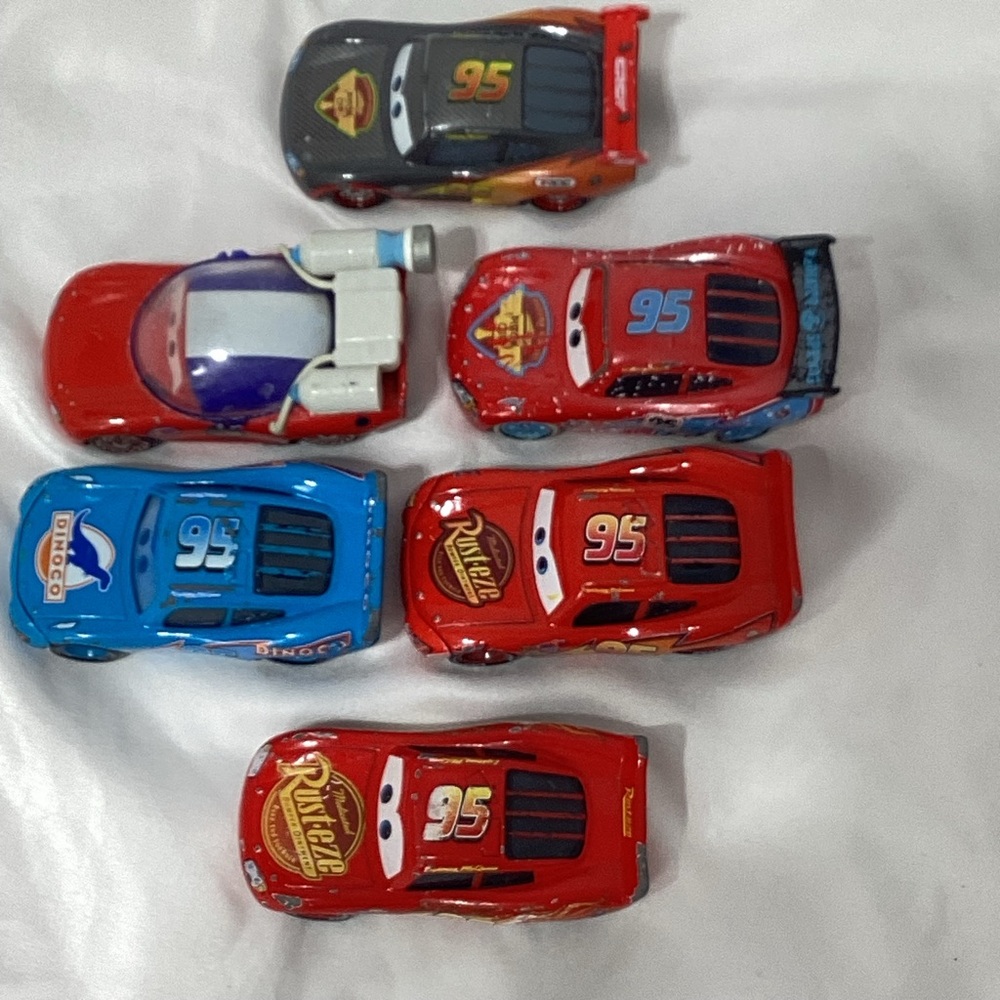Disney Cars Movie Cars Lot 6 Lightning McQueen Ice Racer Autonaut Dinoco Lot GG - Picture 4 of 8